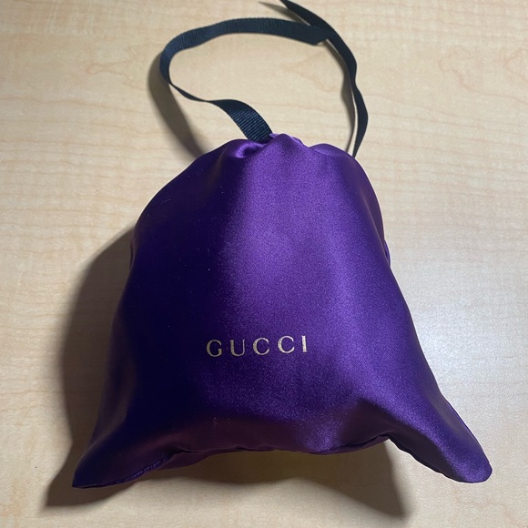 GUCCI ICON BLOOMS YELLOW GOLD AND ENAMEL RING - Picture 11 of 12